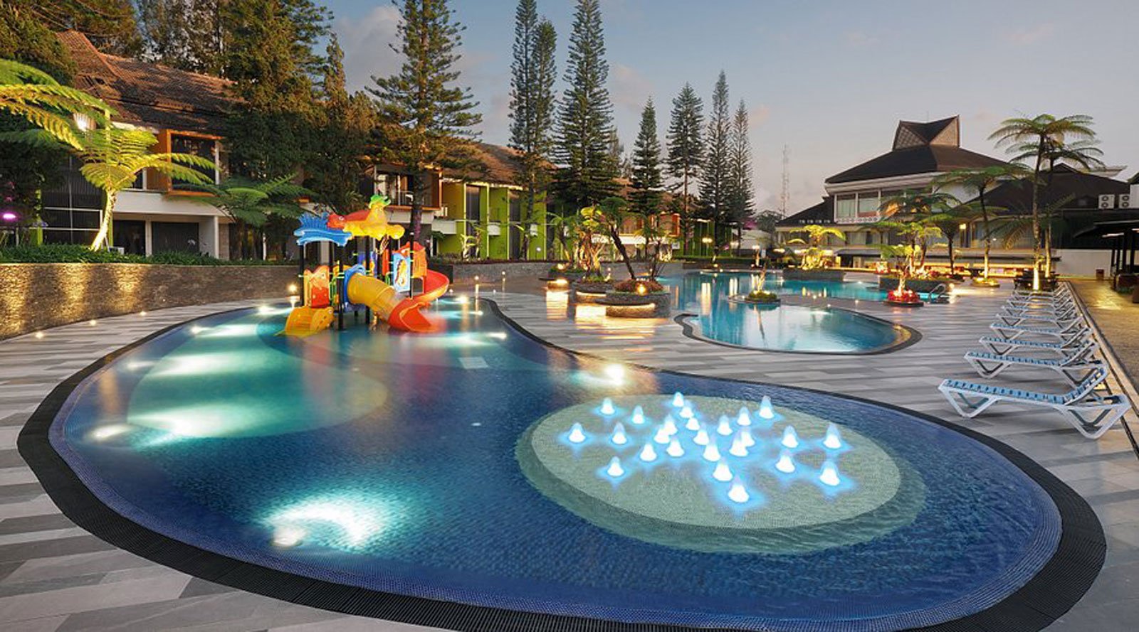 Sumatra Accommodatie Mikie Holiday Resort
